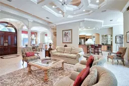 Picture of 258 9Th Ave S, Naples, FL 34102