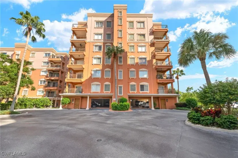 Picture of 14813 Laguna Dr 600, Fort Myers FL 33908