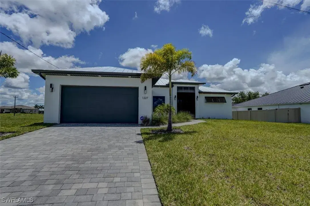 Picture of 1227 NW 40Th Pl, Cape Coral, FL 33993