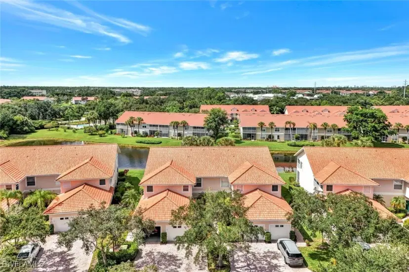 Picture of 5220 Birmingham Dr 201, Naples FL 34110