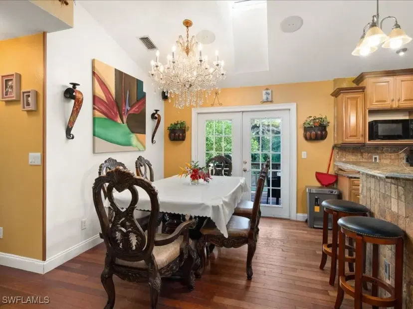 Picture of 4421 5Th Ave Sw, Naples FL 34119