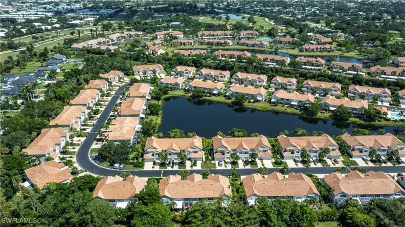 Picture of 8431 Village Edge Cir 3, Fort Myers FL 33919
