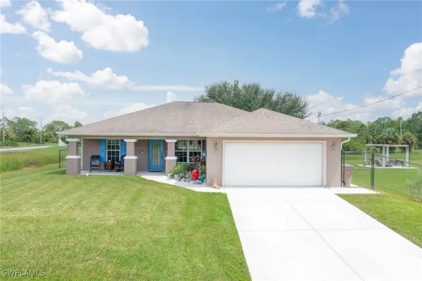 Picture of 1039 Harwood Ave S, Lehigh Acres FL 33974