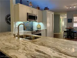 Picture of 524 Lake Louise Cir 504, Naples, FL 34110