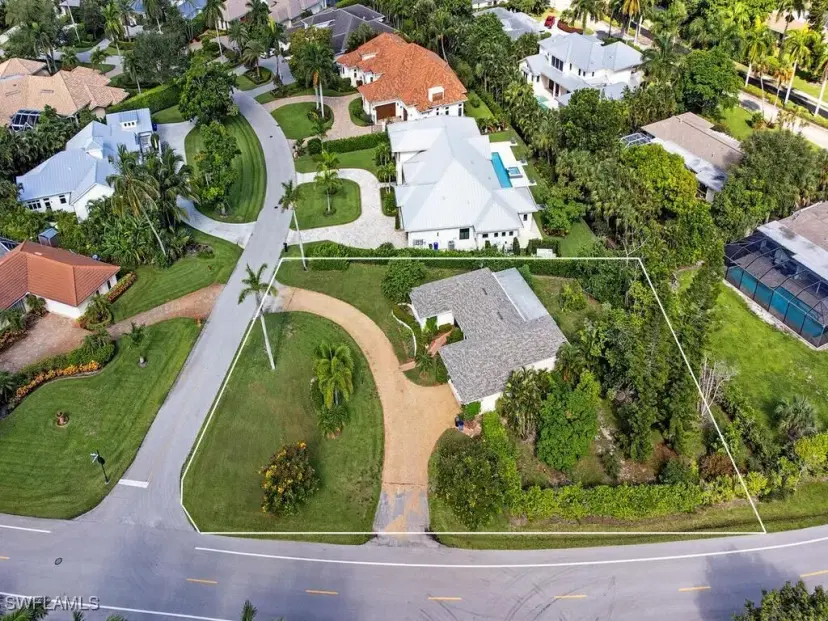 Picture of 717 Rudder Rd, Naples FL 34102