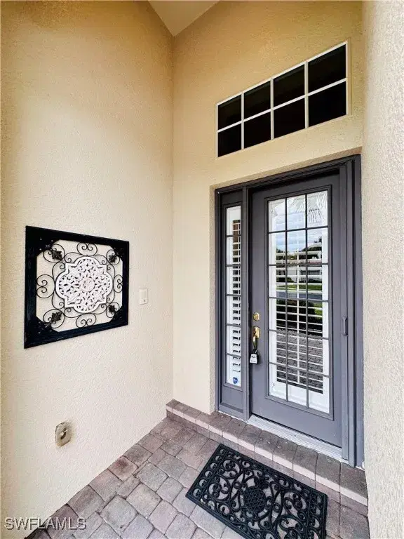 Picture of 16152 Parque Ln, Naples FL 34110