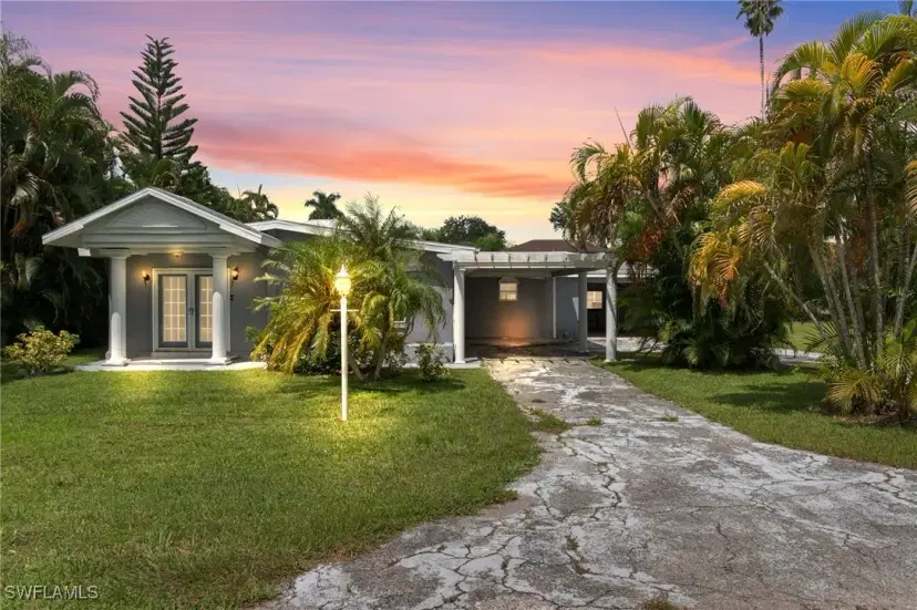 Picture of 27098 Del Ln, Bonita Springs FL 34135