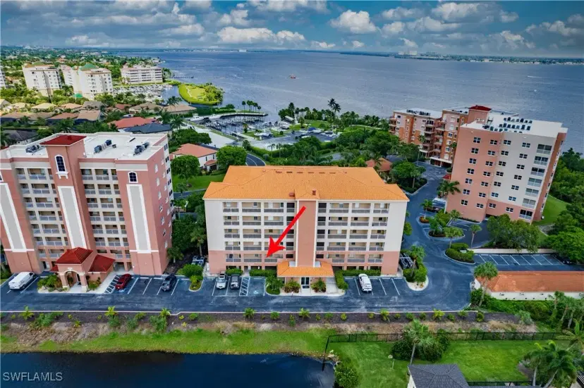 Picture of 14817 Laguna Dr 102, Fort Myers FL 33908