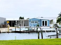 Picture of 3913 Dewberry Ln, St. James City, FL 33956
