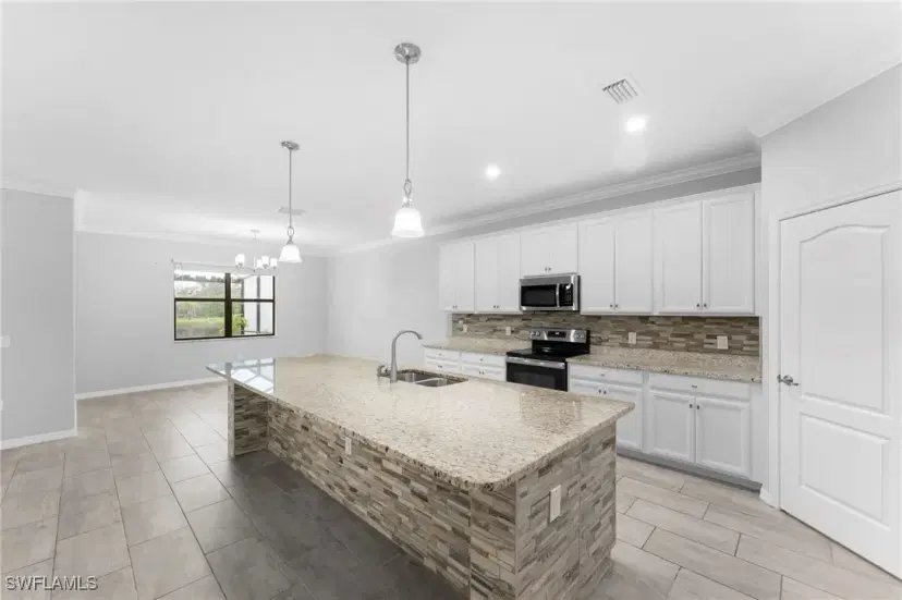 Picture of 11880 Boxelder Way, Fort Myers FL 33913