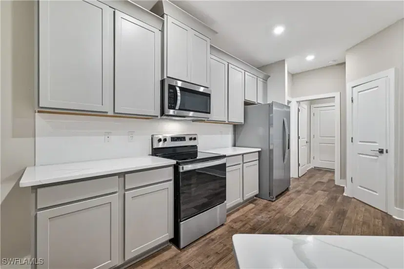 Picture of 710 SW 21St St, Cape Coral FL 33991