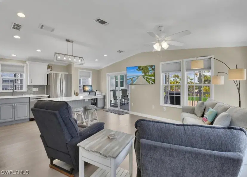 Picture of 54 Oyster Bay Ln, Fort Myers Beach FL 33931