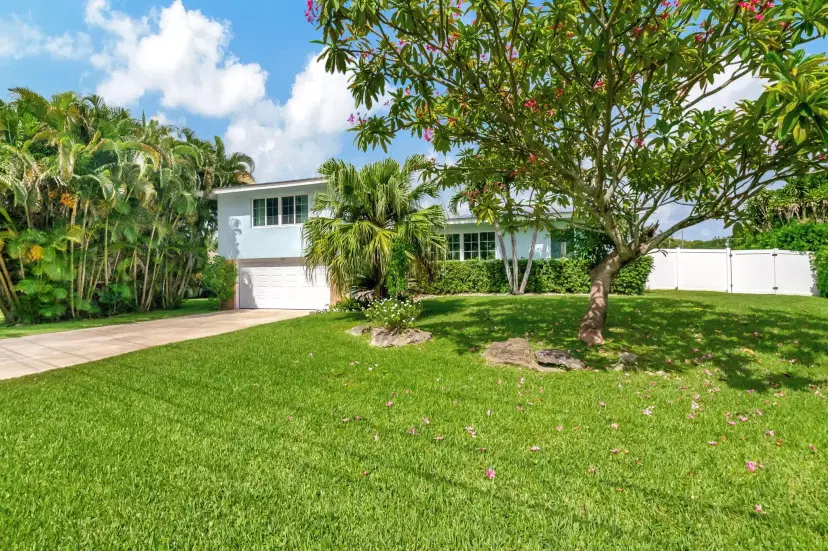 Picture of 3101 Canal Drive, Boynton Beach FL 33435