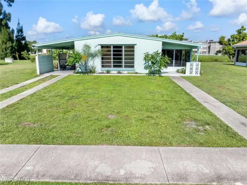 Picture of 3107 Easy St, Port Charlotte FL 33952