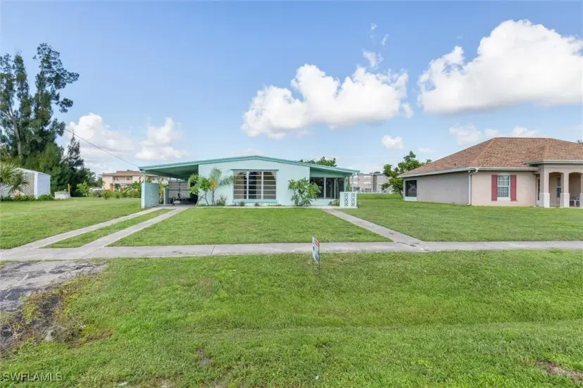 Picture of 3107 Easy St, Port Charlotte FL 33952