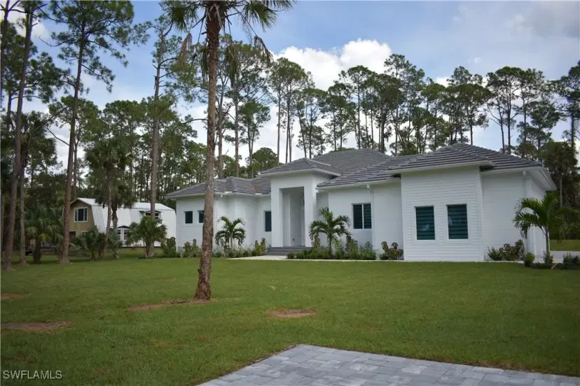 Picture of 788 9Th St Sw, Naples FL 34117
