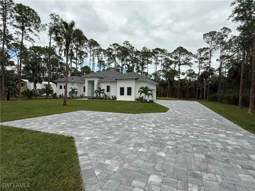 Picture of 788 9Th St Sw, Naples FL 34117