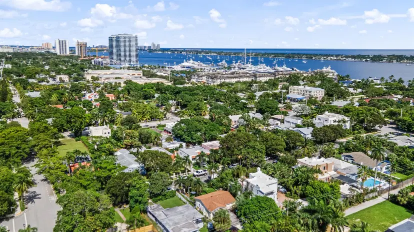 Picture of 435 35Th Street, West Palm Beach FL 33407