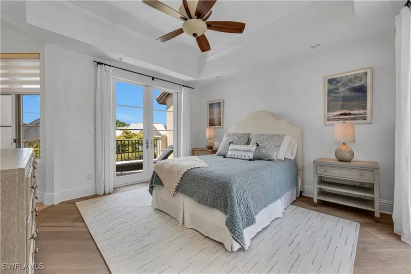 Picture of 680 10Th Ave S C1, Naples FL 34102