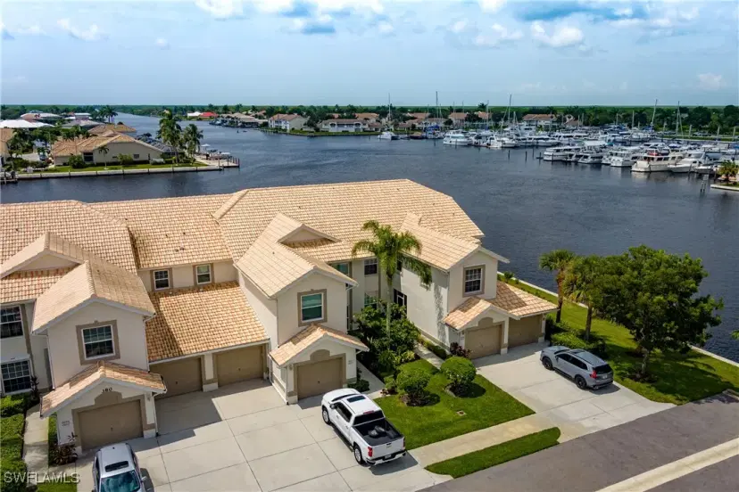 Picture of 380 Stella Maris Dr N 2603, Naples FL 34114