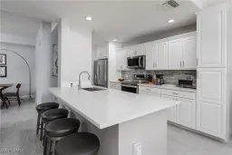 Picture of 380 Stella Maris Dr N 2603, Naples, FL 34114