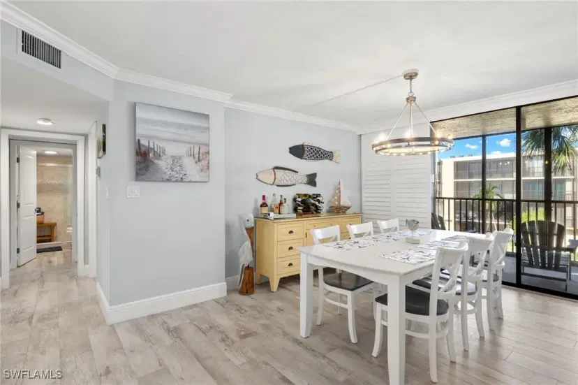 Picture of 1401 Middle Gulf Dr 301N, Sanibel FL 33957