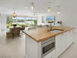 Picture of 2850 Gulf Shore Blvd N 110, Naples, FL 34103