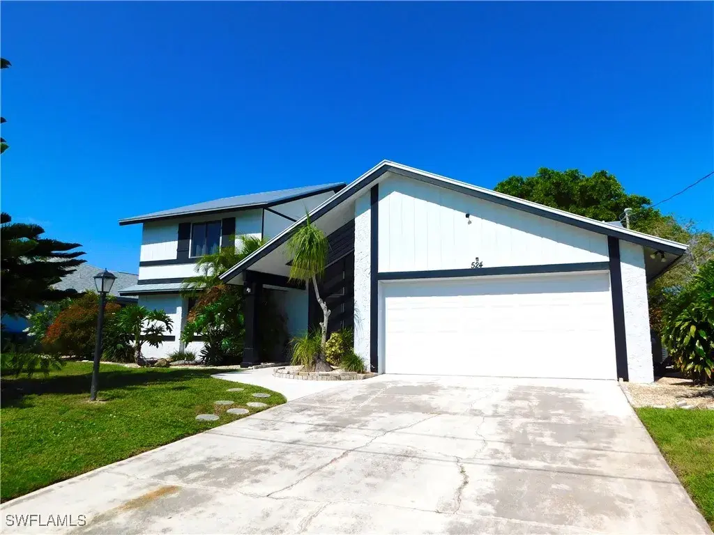 Picture of 524 SE 21St Ave, Cape Coral, FL 33990