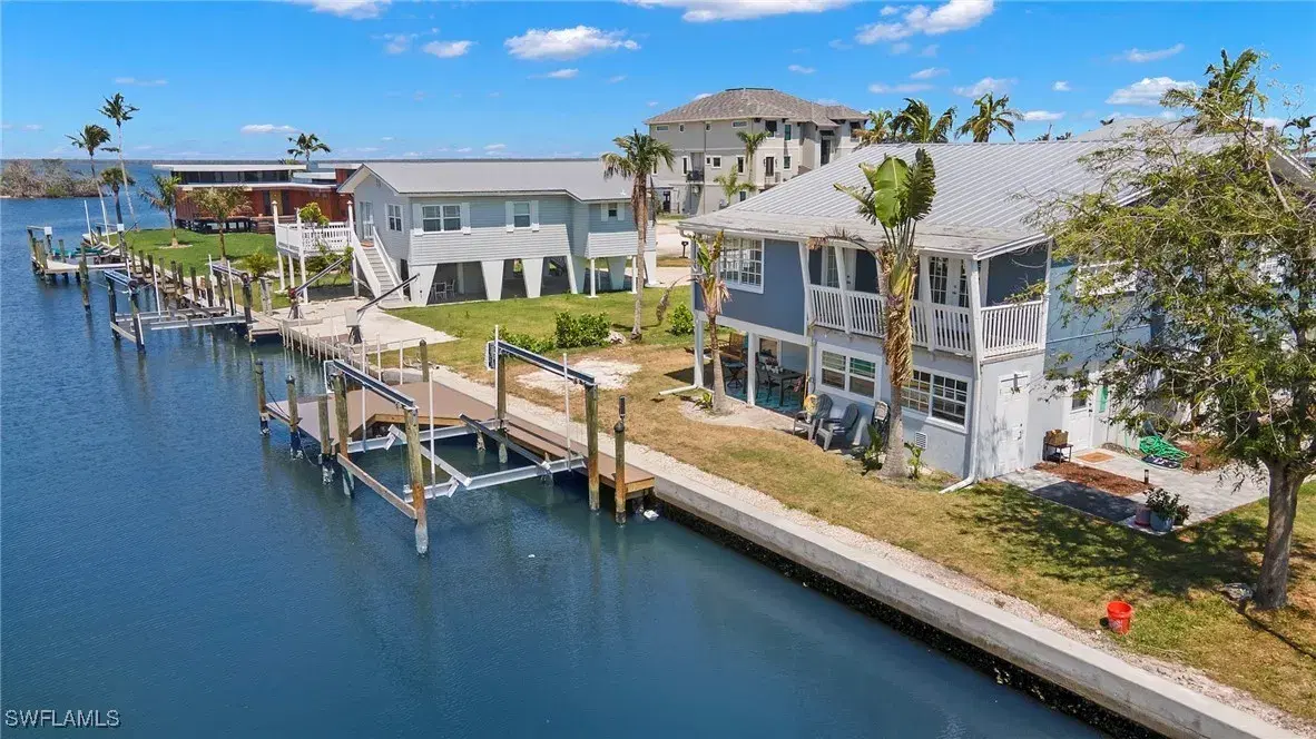 Picture of 245 Bahia Via, Fort Myers Beach, FL 33931
