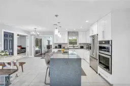 Picture of 130 Mentor Dr, Naples, FL 34110