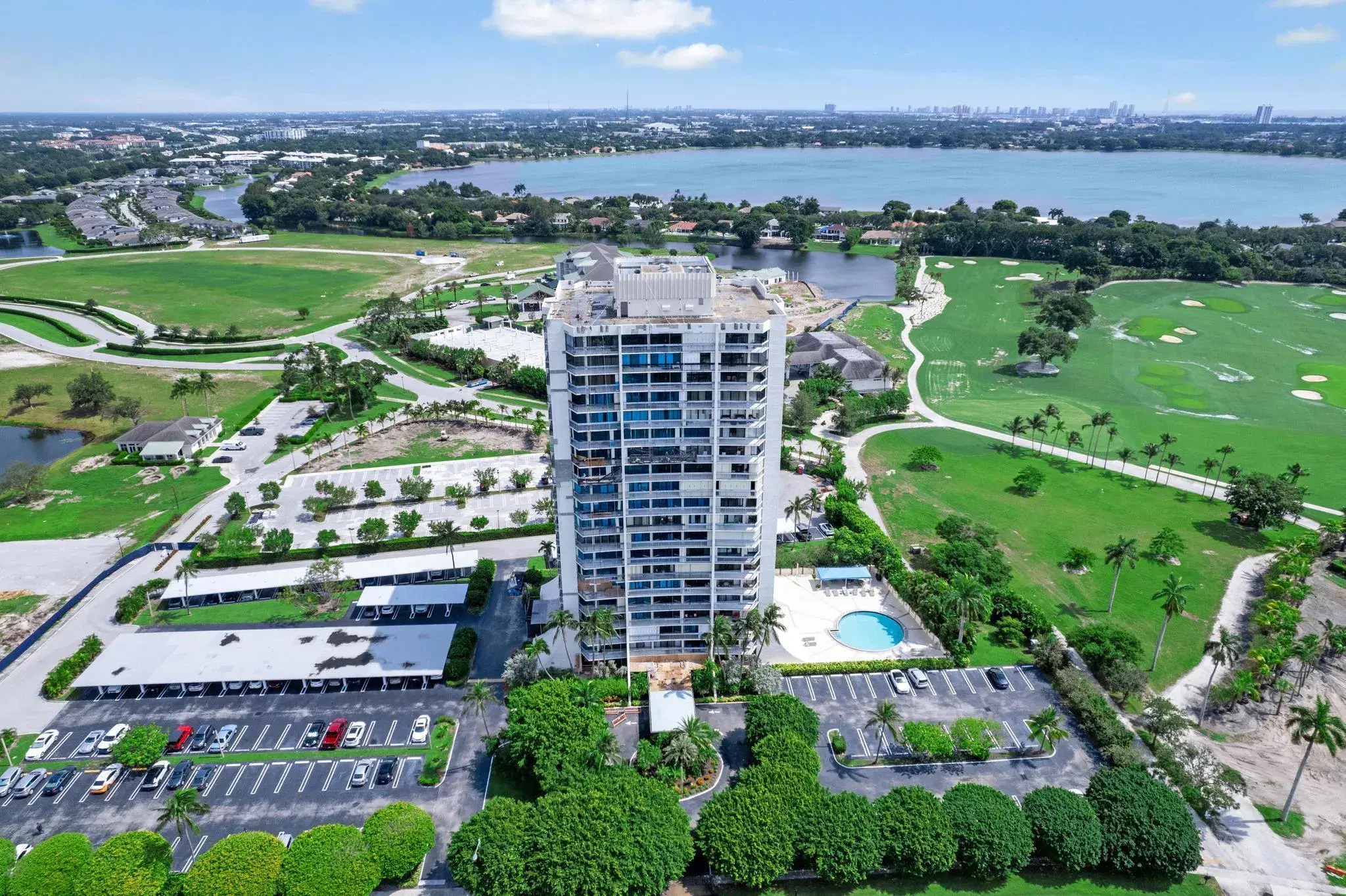Picture of 2400 Presidential Way 1206, West Palm Beach, FL 33401