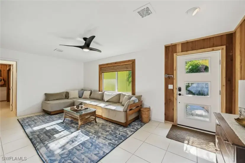 Picture of 1248 Jefferson Dr, Englewood FL 34224
