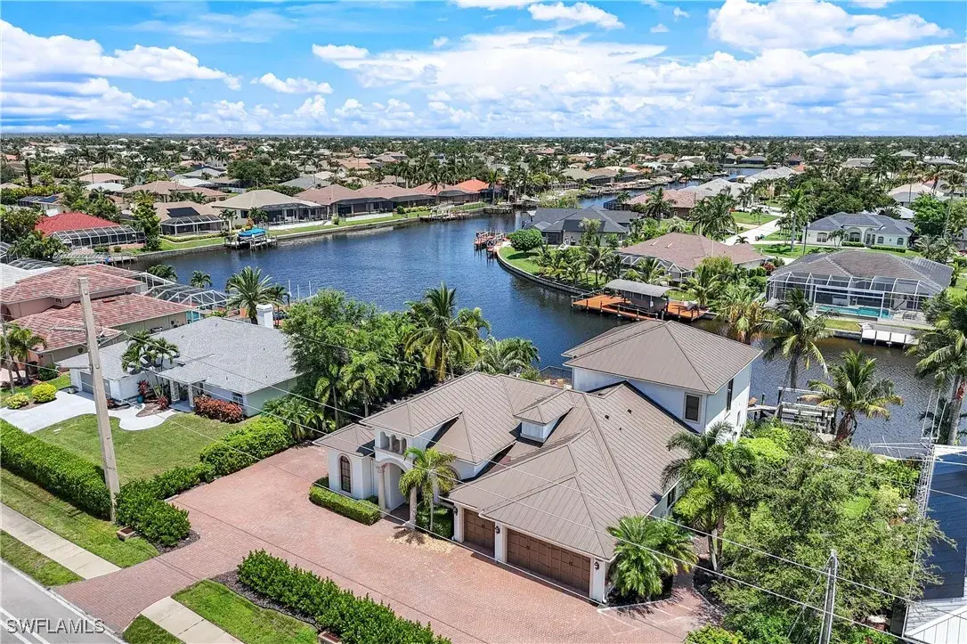 Picture of 2215 Cape Coral Pkwy W, Cape Coral, FL 33914