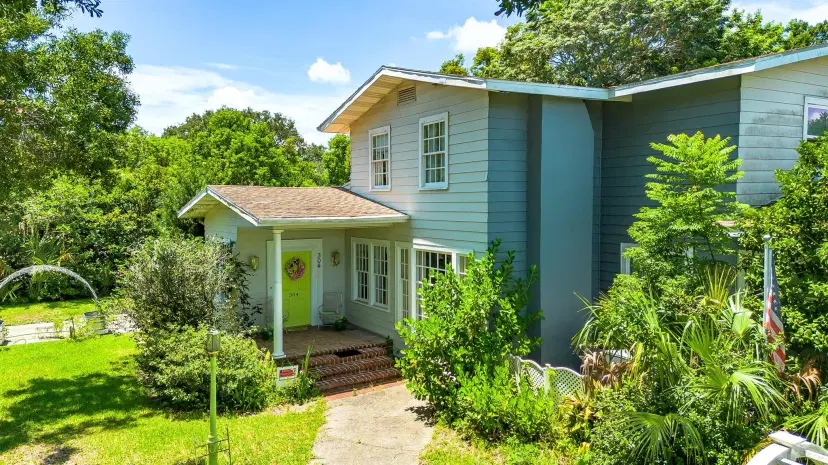 Picture of 304 S Delaney Avenue, Avon Park FL 33825