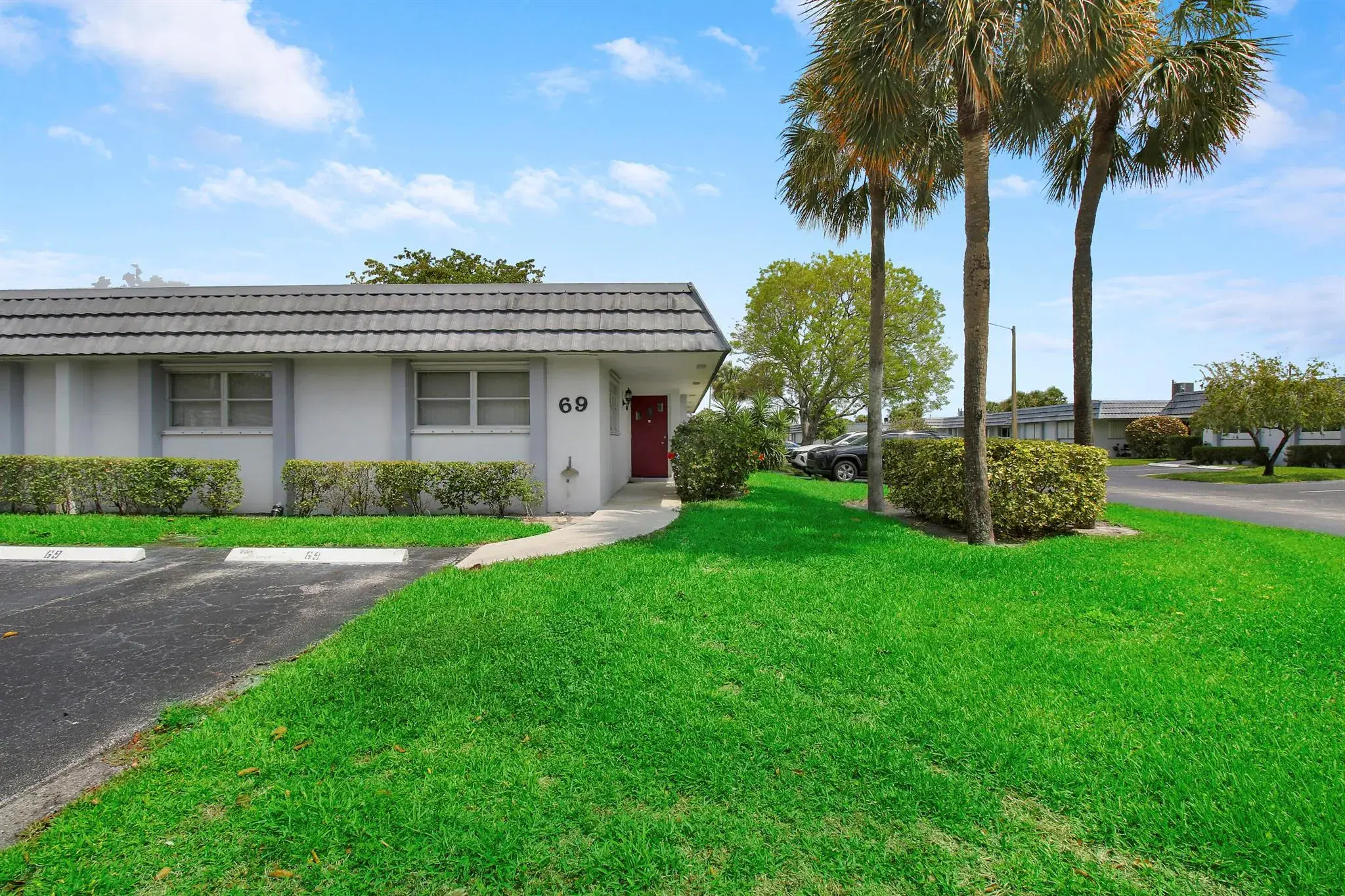 Picture of 2886 Fernley Drive E 69, West Palm Beach, FL 33415