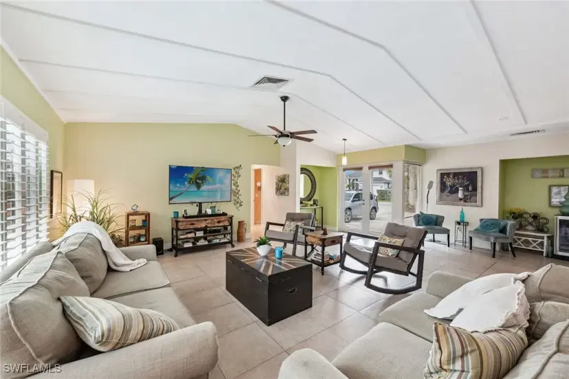 Picture of 140 Landmark St, Marco Island FL 34145