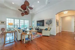 Picture of 4980 Rustic Oaks Cir, Naples, FL 34105