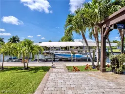 Picture of 980 Bal Isle Dr, Fort Myers, FL 33919