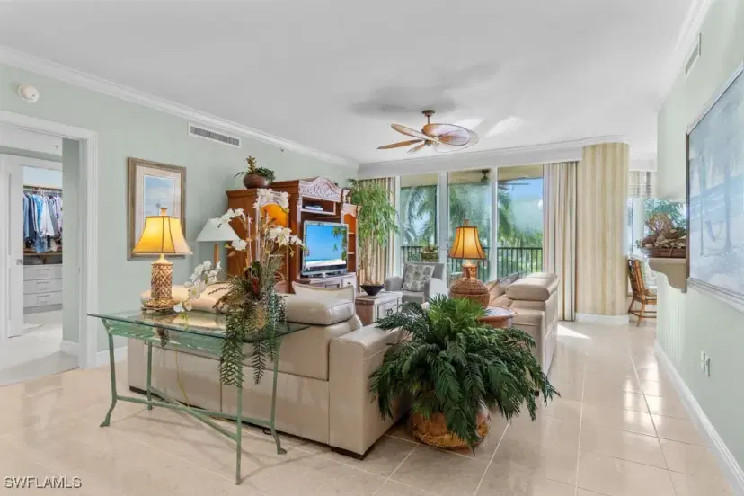 Picture of 1060 Borghese Ln 205, Naples FL 34114