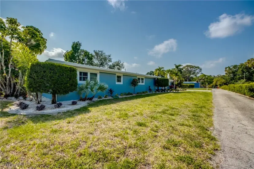 Picture of 1862 Linhart Ave, Fort Myers FL 33901