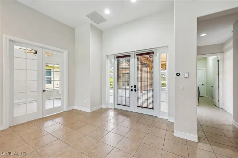Picture of 6817 Bent Grass Dr, Naples FL 34113