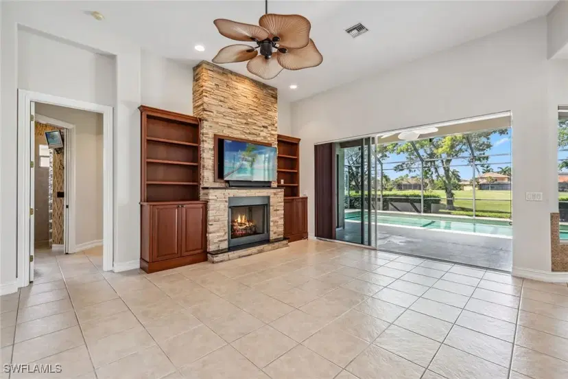 Picture of 6817 Bent Grass Dr, Naples FL 34113