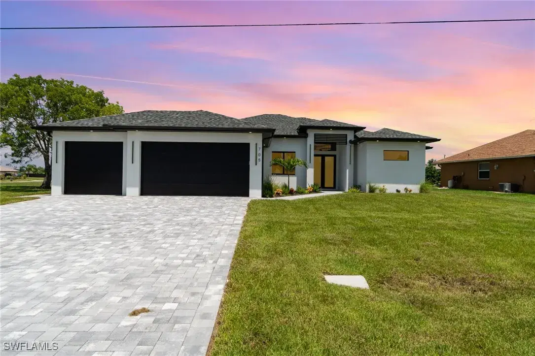 Picture of 705 SW 21St St, Cape Coral, FL 33991