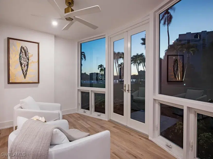 Picture of 400 Park Shore Dr 102, Naples FL 34103