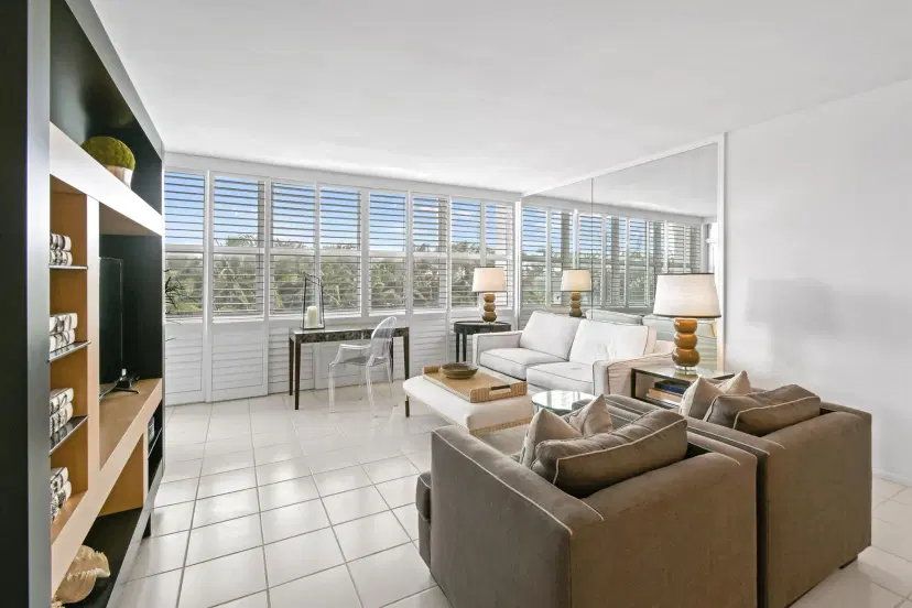 Picture of 2295 S Ocean Boulevard 505, Palm Beach FL 33480