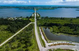Picture of 4525 Nautilus Circle, Vero Beach, FL 32967