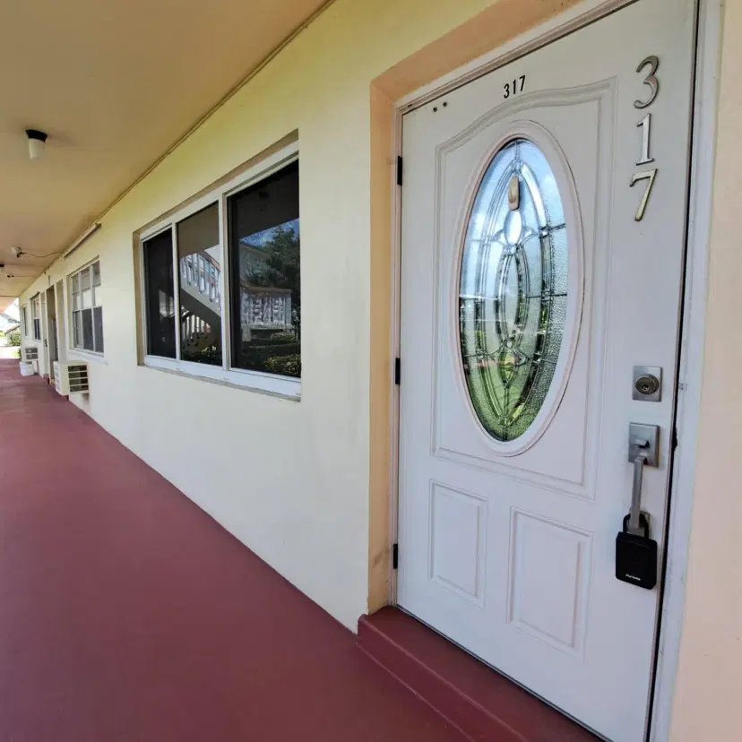 Picture of 317 Norwich N, West Palm Beach FL 33417