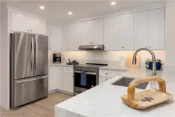 Picture of 1785 Middle Gulf Dr A302, Sanibel, FL 33957