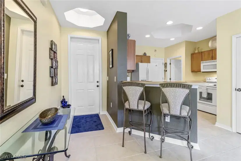Picture of 9810 Healthpark Cir 103, Fort Myers FL 33908
