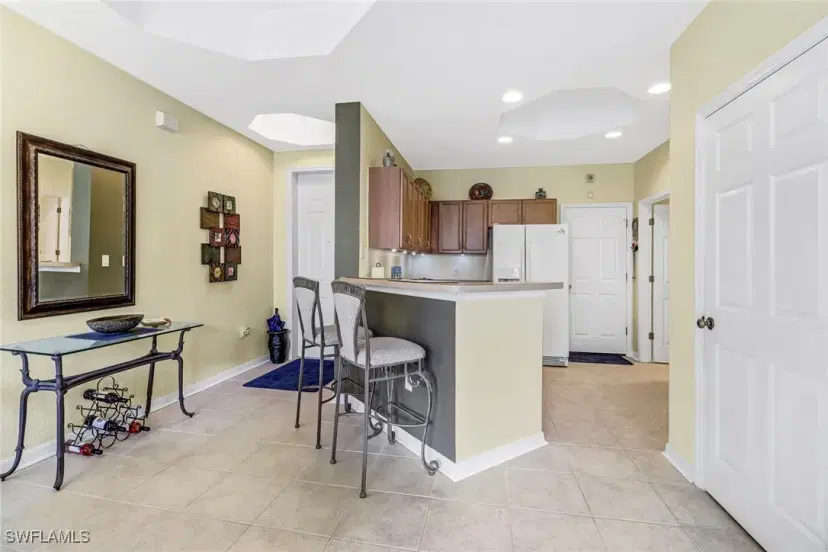 Picture of 9810 Healthpark Cir 103, Fort Myers FL 33908